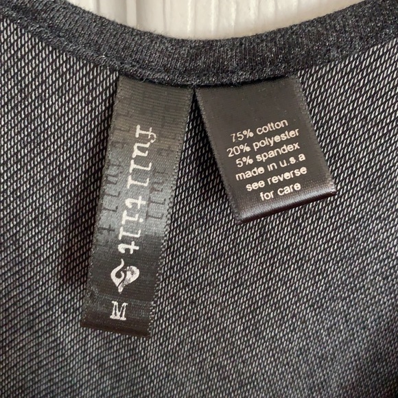 Dress - Picture 3 of 4